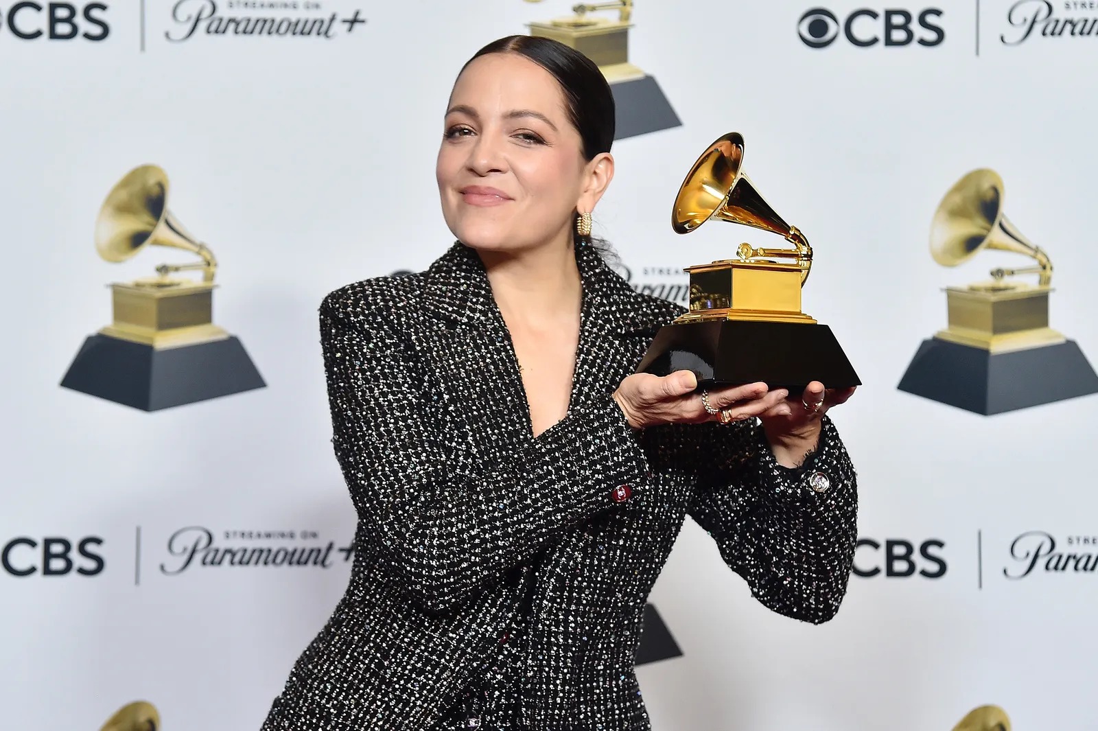 mexicano! Natalia Lafourcade gana Grammy Medios Obson