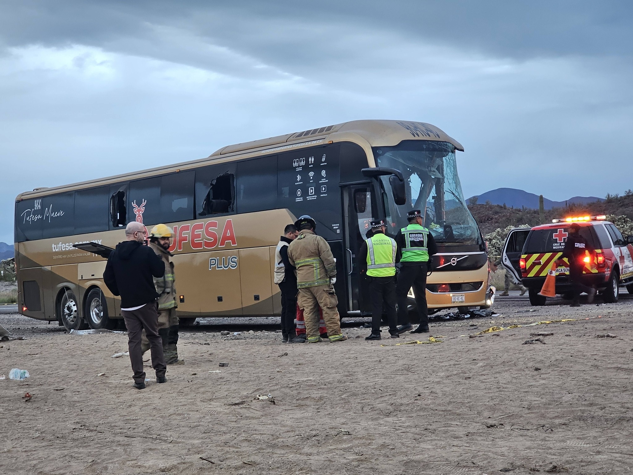 ‘Camionazo’ en Sonora deja 4 muert0s