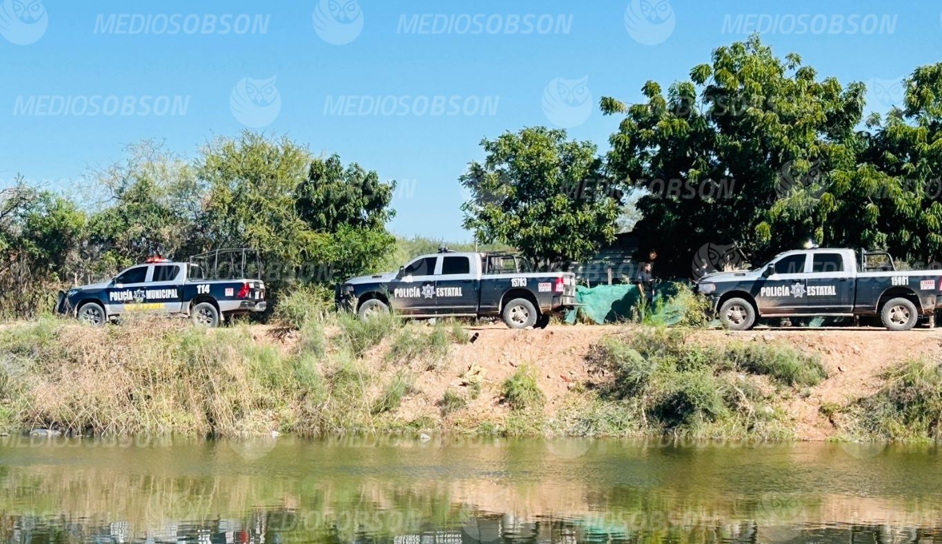 Flota cu3rpo en canal alto