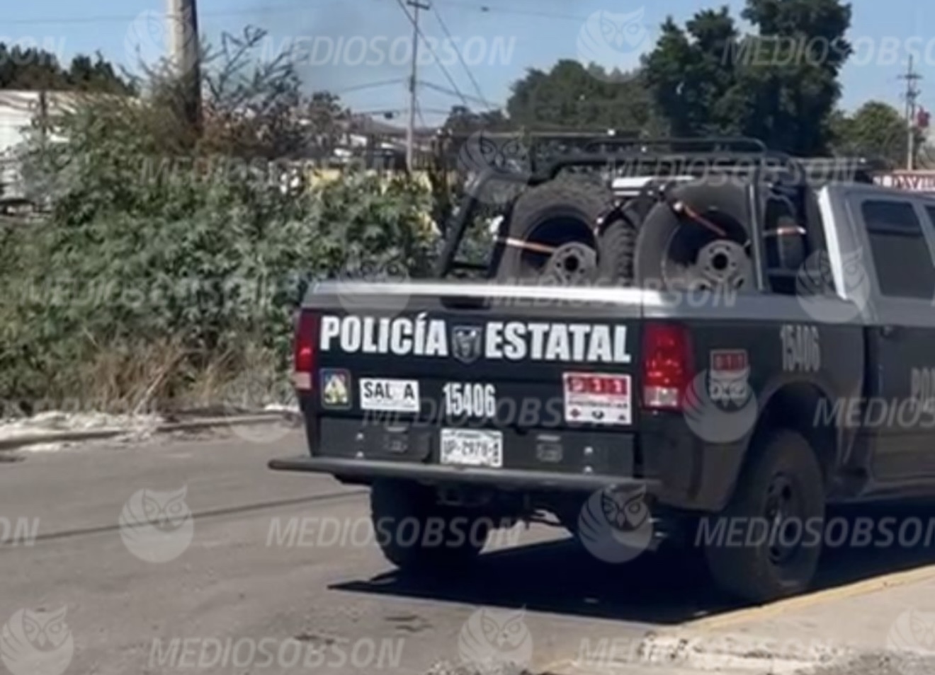 Inc3ndio en la Libertad casi tumba poste de CFE