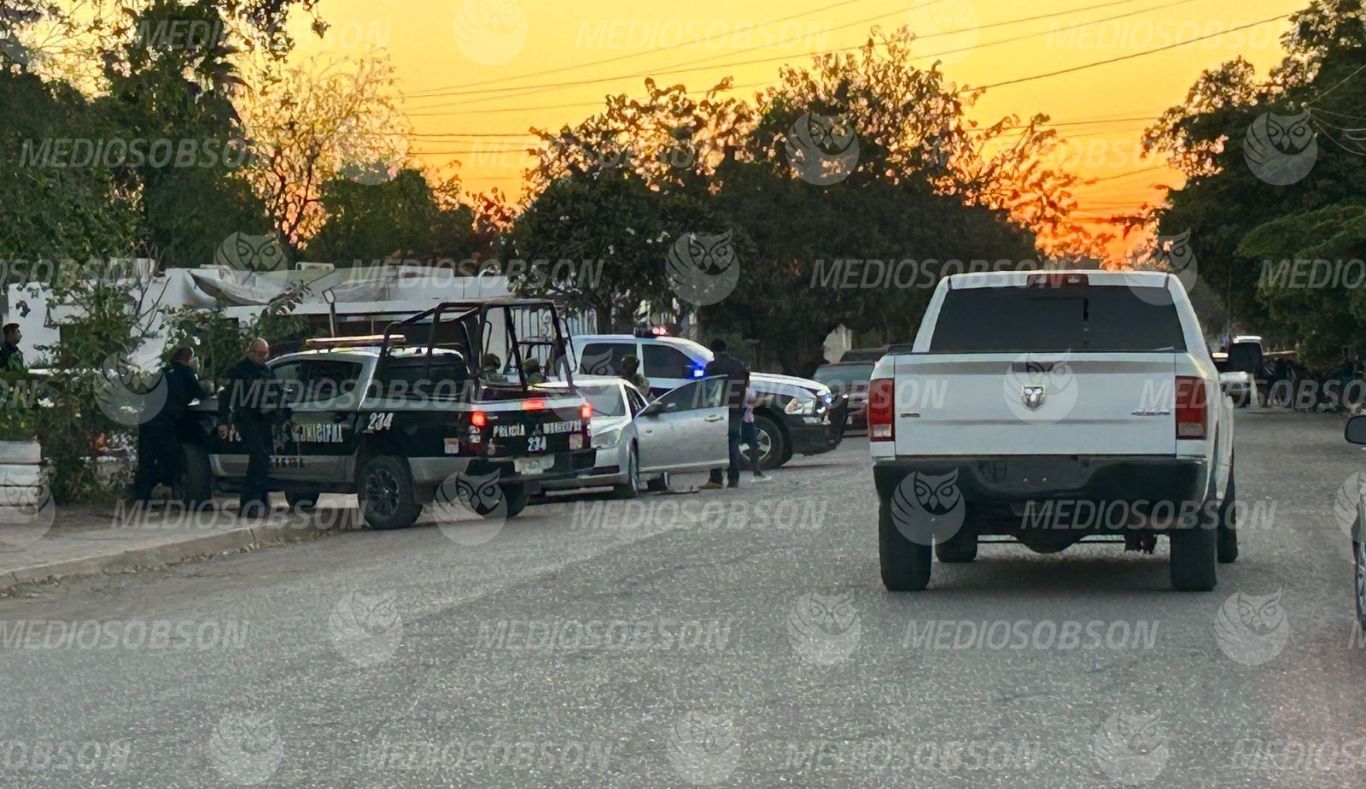 At4que arm@do en Urbi Villa deja tres personas sin vid@