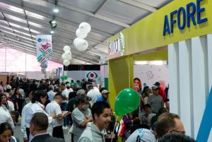 Afores captan 19 mil mdp por comisiones