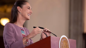 Sheinbaum celebra su cumpleaños 64