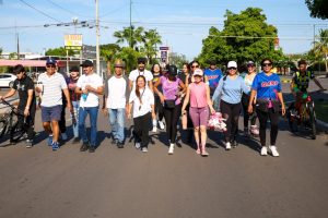 Bicicletas, patines, mascotas y sonrisas en Domingueando en Bici y+