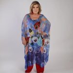 Enamora ‘La Diosa de la Cumbia’ a sus fans