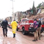 Atienden emergenc1a por deslave en Jardines de la Montaña