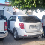 Rescatan a bebé al quedar encerrado en vagoneta en la Bellavista