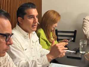 Froylán Gámez destaca avances de la Cuarta Transformación durante gira por el sur de Sonora