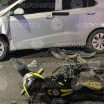 Embiste auto a motociclista