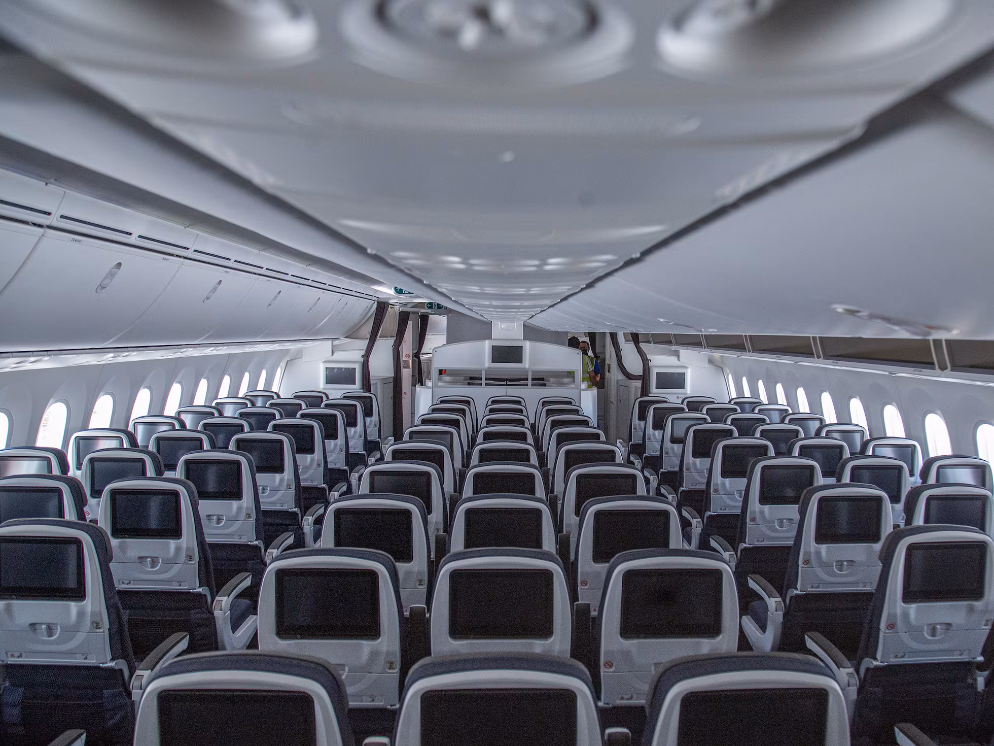 Investigan supuesta filtración de datos de más de 15 millones de clientes de una aerolínea