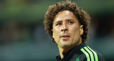Guillermo Ochoa vuelve al Tri