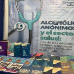 Alc*hól¡cos Anónimos transmitirá mensaje en instituciones del sector de salud