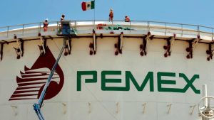 Pemex niega fuga en arroyo de Veracruz