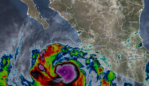Huracán Rachel se intensifica a categoría 2 en el Pacífico