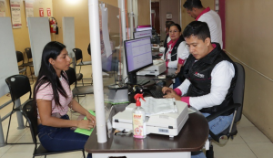 INE invita a jóvenes que cumplirán 18 años en 2027 a tramitar su credencial